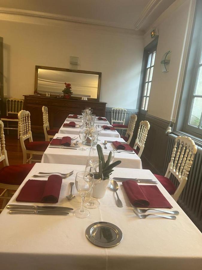 Hotel Le Grand Monarque Donzy Zewnętrze zdjęcie