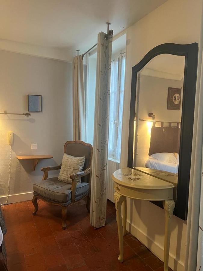 Hotel Le Grand Monarque Donzy Zewnętrze zdjęcie