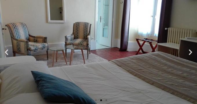 Hotel Le Grand Monarque Donzy Zewnętrze zdjęcie